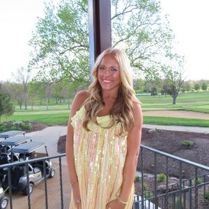 Meet your Posher, Caroline